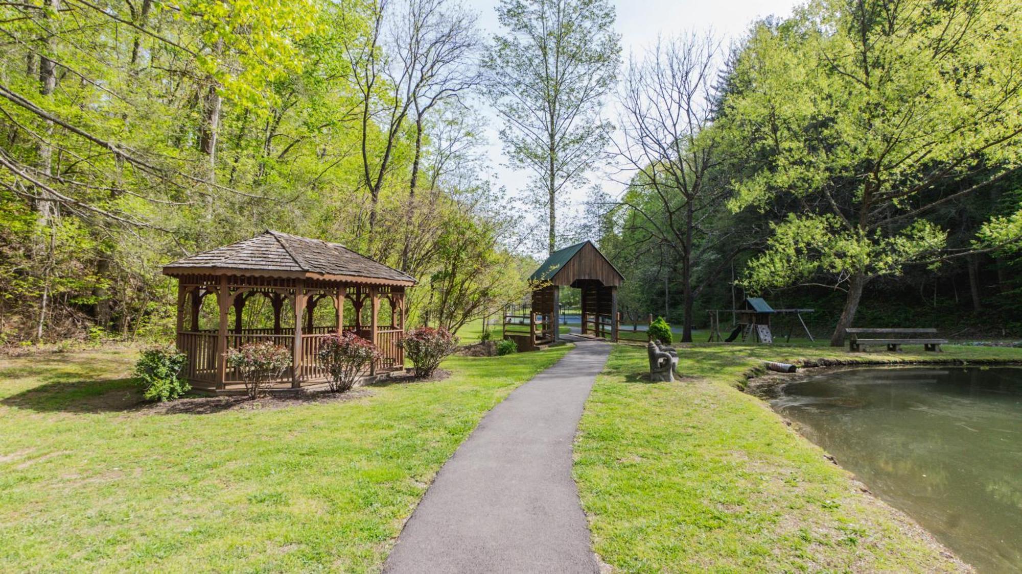 Villa Yoli Bear Hideaway Sevierville Exterior foto