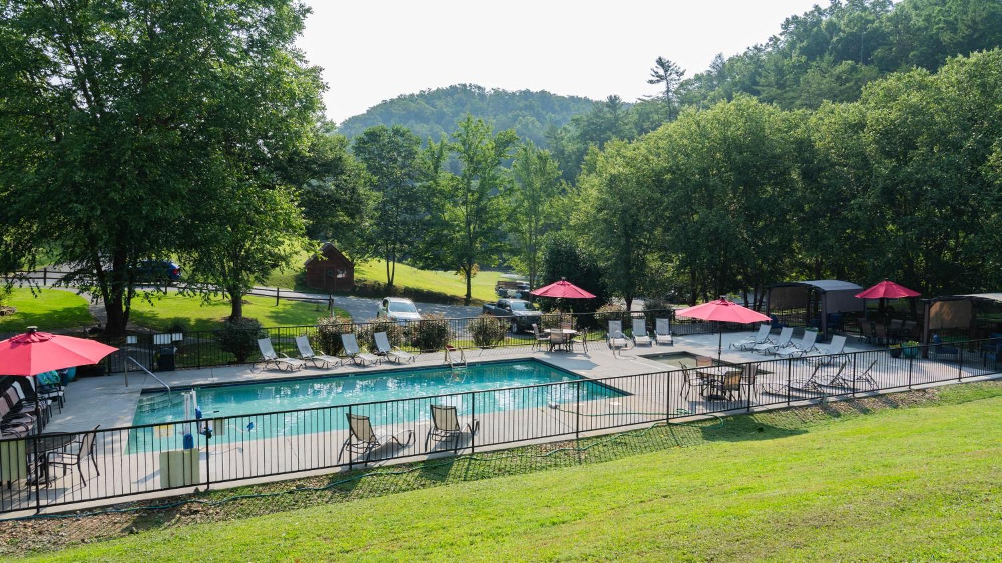 Villa Yoli Bear Hideaway Sevierville Exterior foto